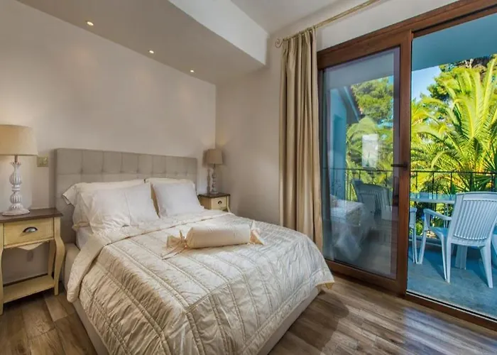 Pilalidis Otel 3*