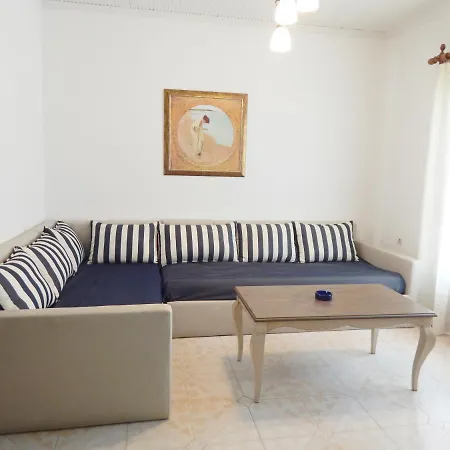 Szálloda Pilalidis 3*