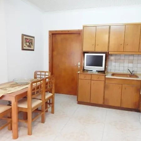 Szálloda Pilalidis 3*